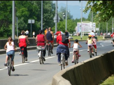 Više od tisuću građana pedaliralo do Jaruna...