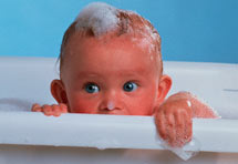 Opasni dječji šamponi i bočice za bebe?