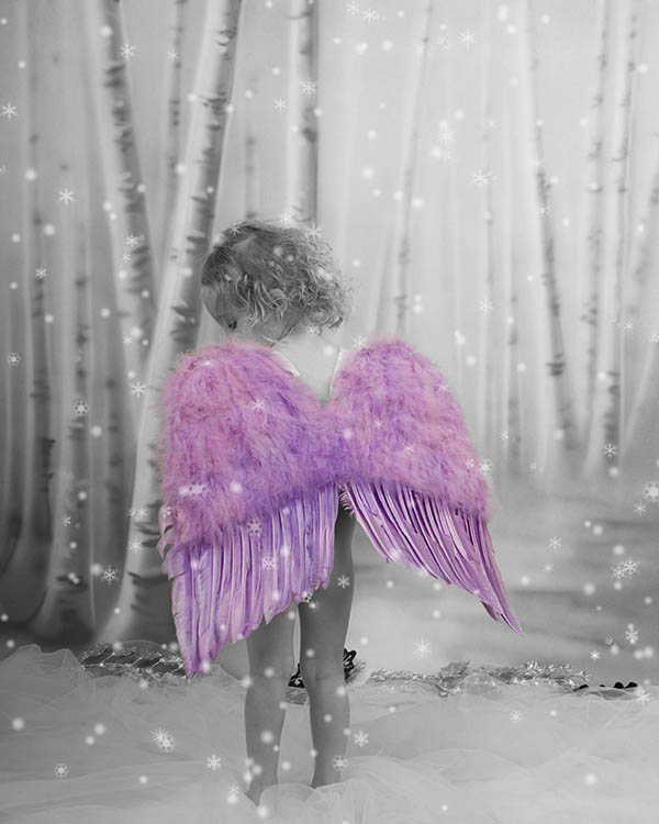 MALENI KORACI U SNIJEGU LJUBAVI