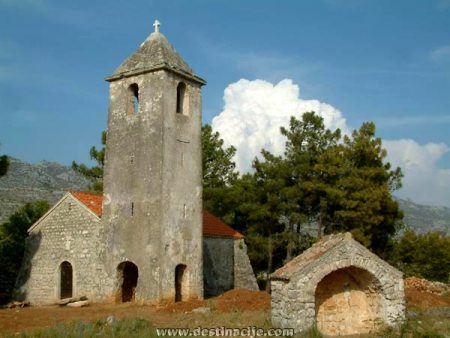 STARIGRAD PAKLENICA - LEGENDA