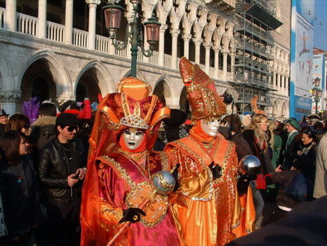 VRIJEME KARNEVALA I MASKE NAŠE SVAGDAŠNJE...