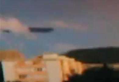 Ogromna letjelica VIDEO: Matični brod na nebu iznad Amerike?