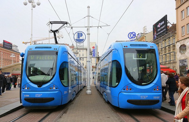 VJEŽBANJE ŽIVOTA: zapažanja iz tramvaja...