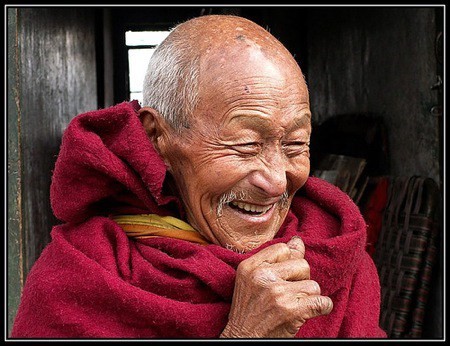 Zdravi i bijeli zubi do duboke starosti: Recept tibetanskih redovnika!