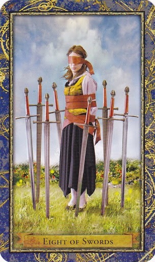 Čarobnjački tarot - 8 mačeva (Snaga čuda - zamke starih pogrešaka)