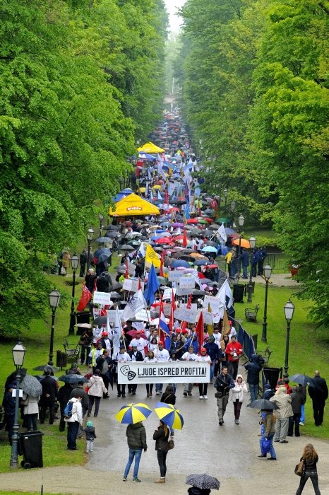 SRETAN VAM PRAZNIK RADA