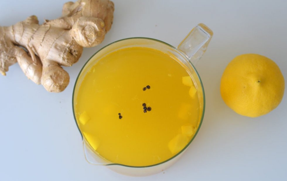 Ljekoviti čaj od đumbira i kurkume