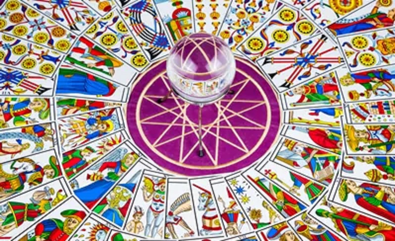 O Tarotu drugačije - Tarot ima sve...