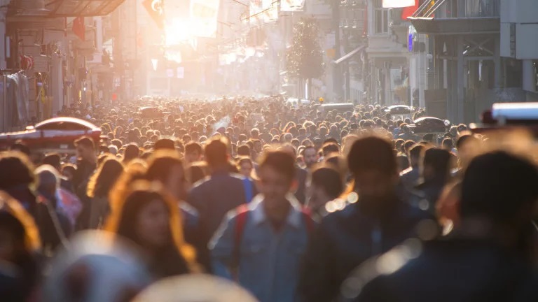 Potvrđeno predviđanje MIT-ja staro 50 godina: Nastavimo li kao dosad, do 2050. godine civilizacija kakvu poznajemo prestat će postojati