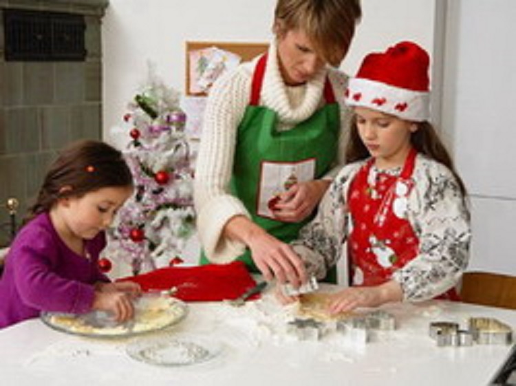 Zabavne ideje kako u krugu obitelji provesti Badnjak i Božić