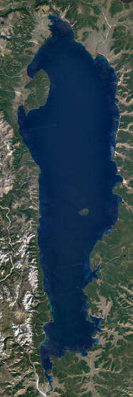 Jezero Khovsgol i Egipatski Bog Set