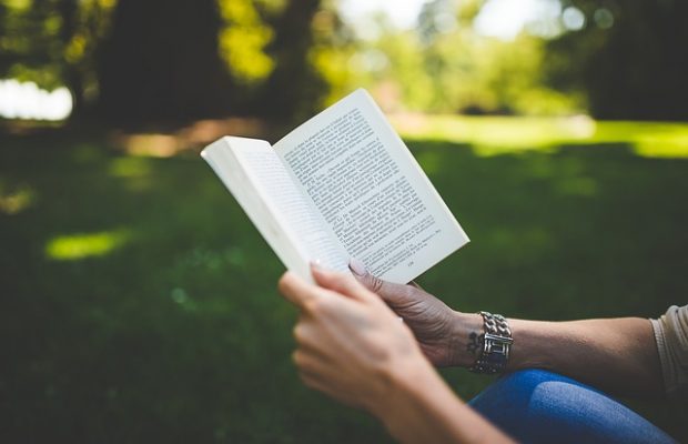 NEKA TVOJA LJUBAV BUDE POPUT OTVORENE KNJIGE