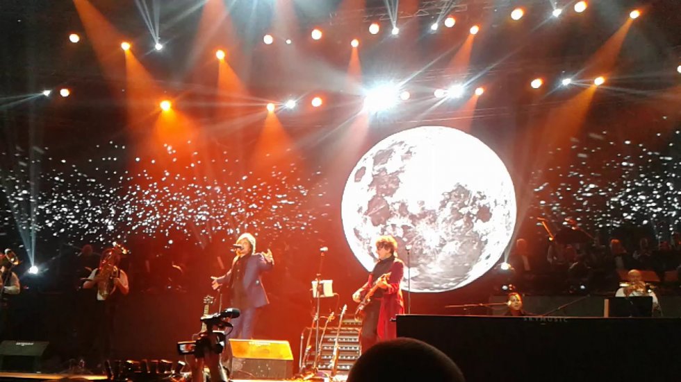 Noćas je ko lubenica pun mjesec iznad Bosne - Bregović, Bijelo dugme