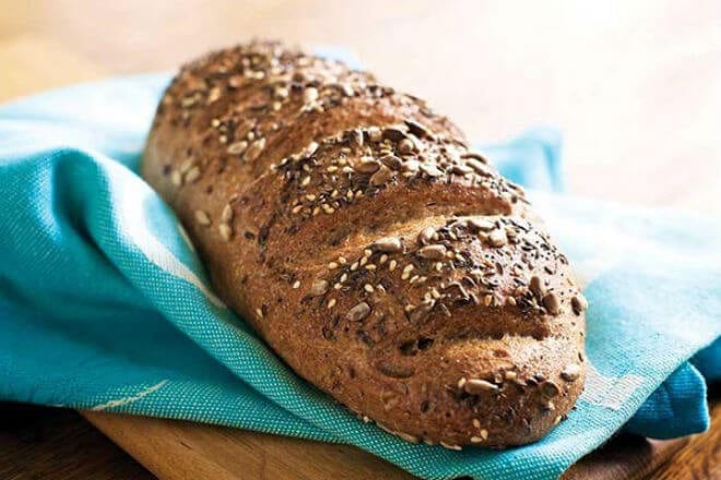 moje ime je Silvije(ona je lijepa,vidjela sam na reklami)