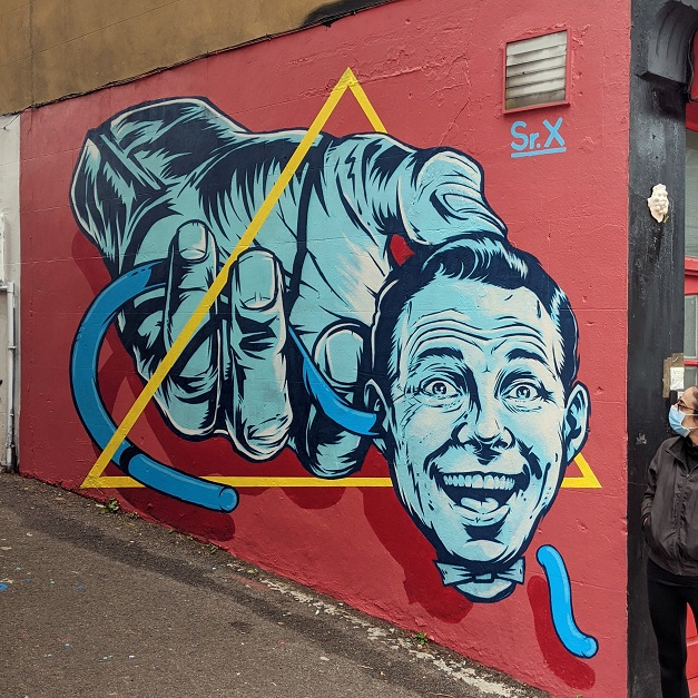 Sr X -- ulični grafiti koji pričaju