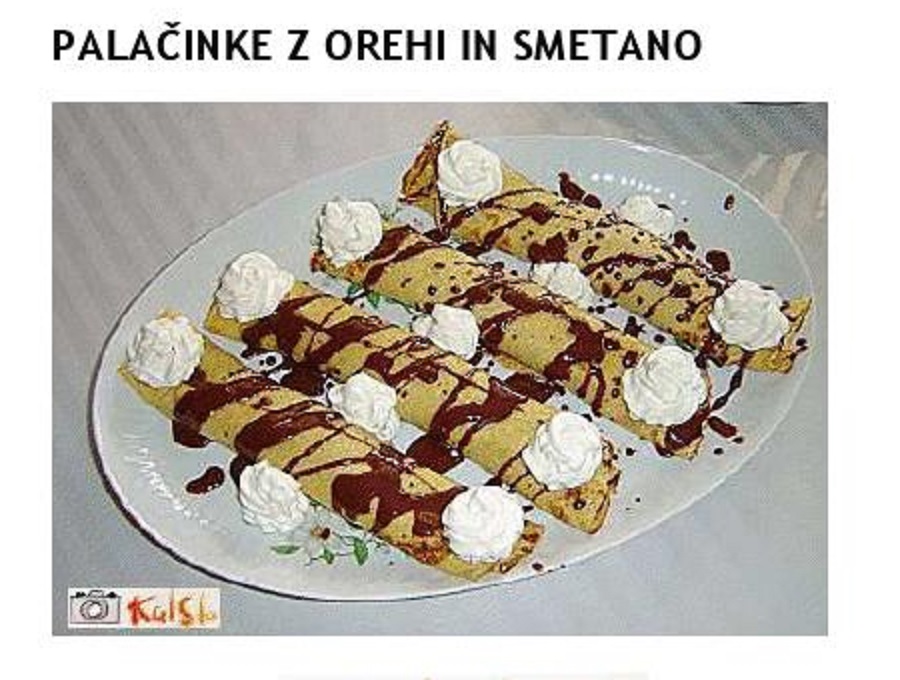 PALAČINKE Z OREHI IN S SMETANO