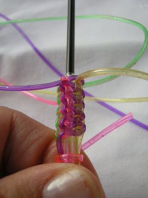 SCOUBIDOU – PRIVJESAK ZA KLJUČEVE I KOMARAC