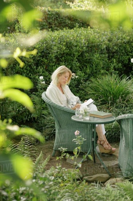 Glad za ljubavlju nastaje rano