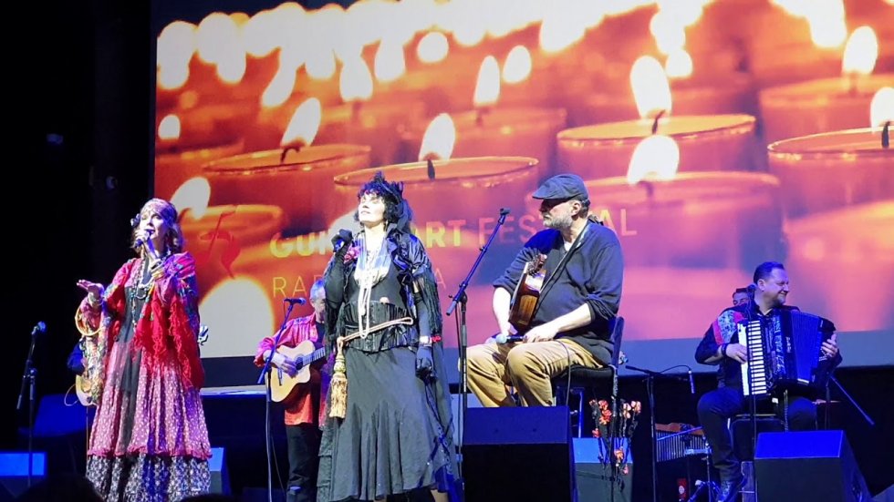 ODAKLE TI BOŽE, OVI DRUMOVI?