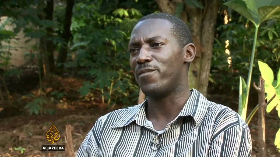 Za školu zarađuju kopajući pijesak..