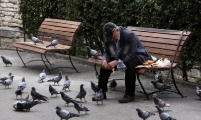 OTAC APSOLUTNI (Prijatelj ili neprijatelj?)