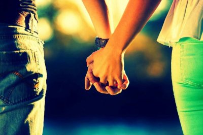 Rukaa - zašto postoje razmaci između prstiju