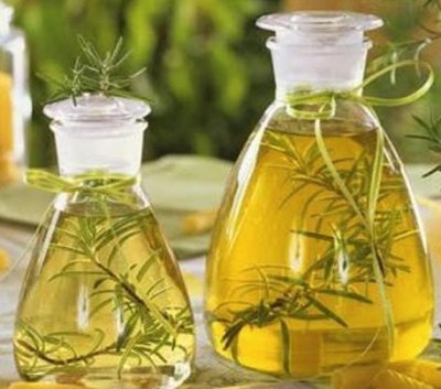 MASLINOVO ULJE SA AROMATIČNIM BILJEM