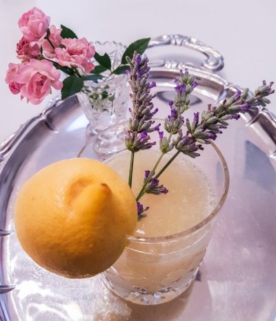 Limunada s lavandom – vaš novi omiljeni ljetni okus