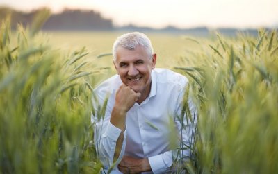 UVIJEK BUDI BUDAN UZDIGNUTE SVIJESTI